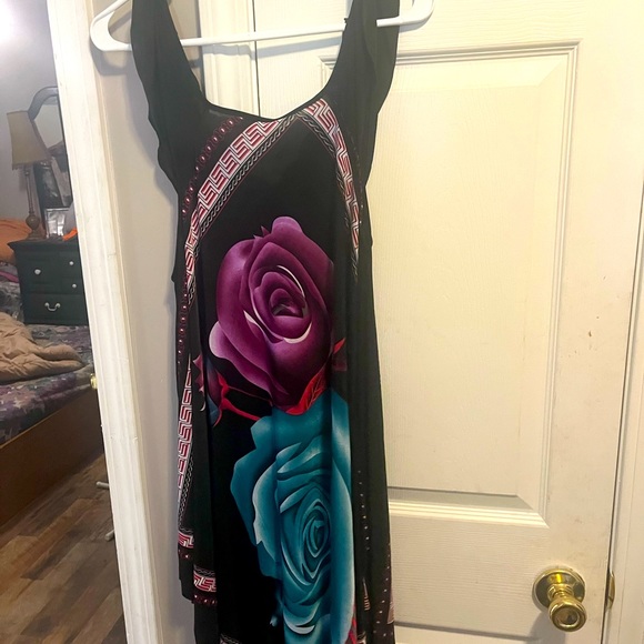 NWT! Summer dress with the beautiful roses. Black and purple and teal. Sz Large. - Picture 4 of 4